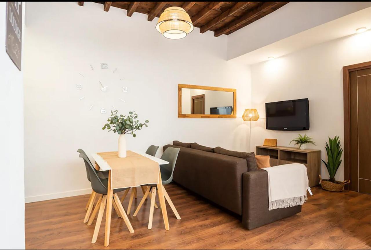 Rustic & In Center Lejlighed